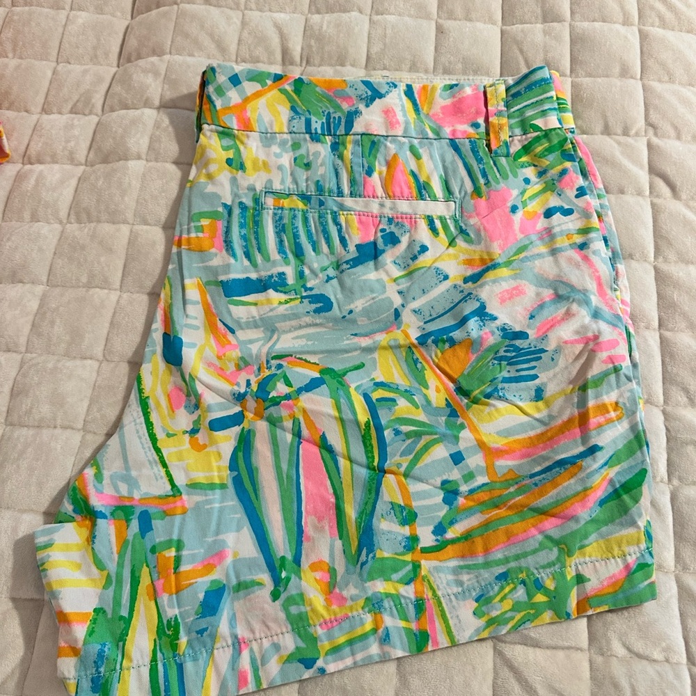 Lilly Pulitzer Callahan short size 16